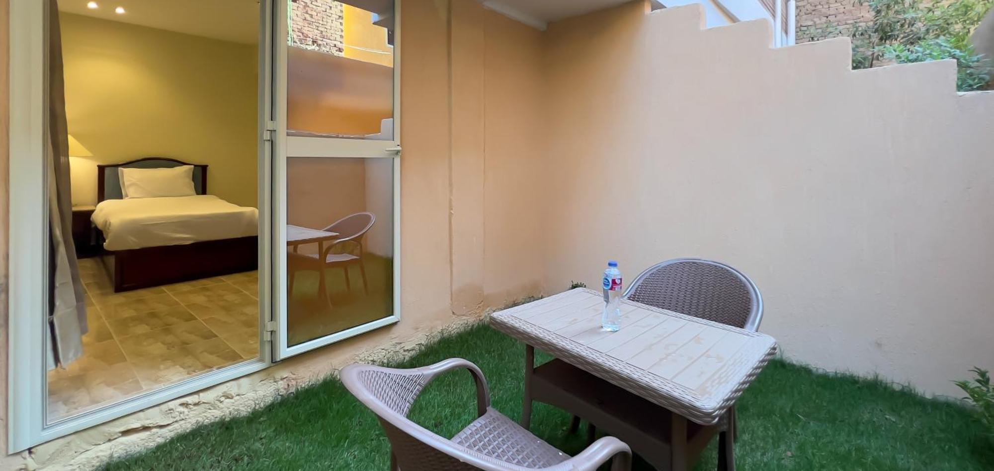 Pyramids Glory Inn Kafret el-Gabal Exterior foto